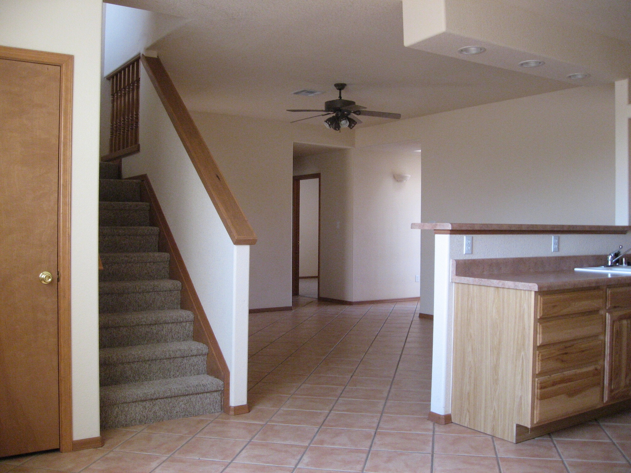 Building Photo - 2355 Saturn Cir