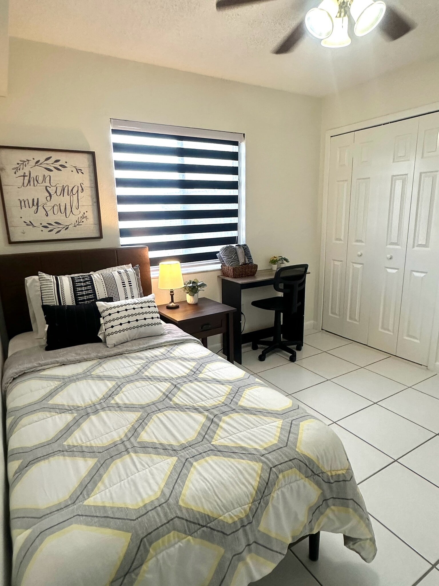 Building Photo - 8453 Mattituck Cir