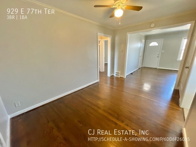 Building Photo - 929 E 77th Ter