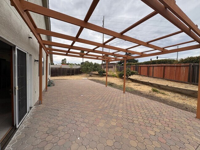 Building Photo - 3406 Chandler Cir