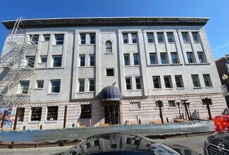 Building Photo - Large  Sunny Dupont Circle 2 bed 2 bath Ap...