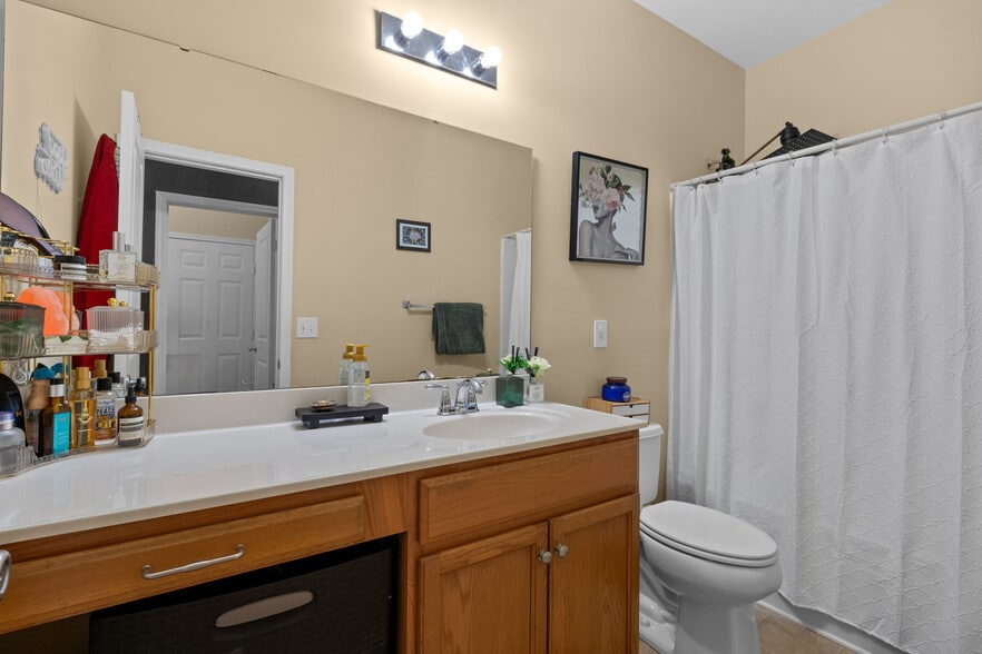 Building Photo - 112 Plymouth Pass Dr