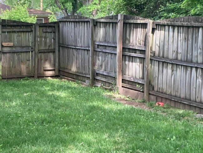 Building Photo - Affordable 3BR Duplex in The Nations