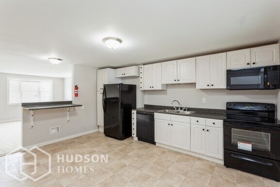 Building Photo - 7810 St Boniface Ln