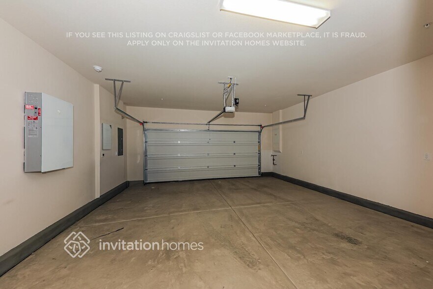 Building Photo - 2459 Gunner Ridge Way