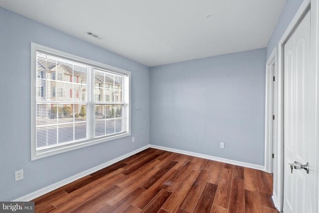 Building Photo - 7910 Beach Plum Ln