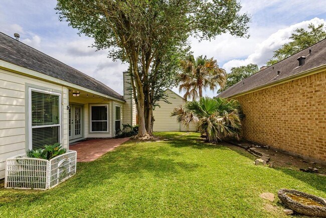 Building Photo - 16806 Doverwood Way