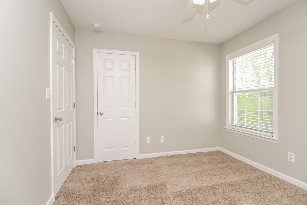 Building Photo - 3645 Rutherford Dr