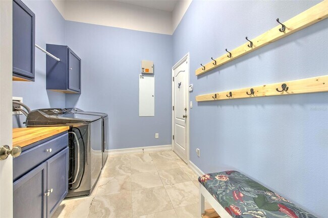 Building Photo - 5943 Jasper Glen Dr