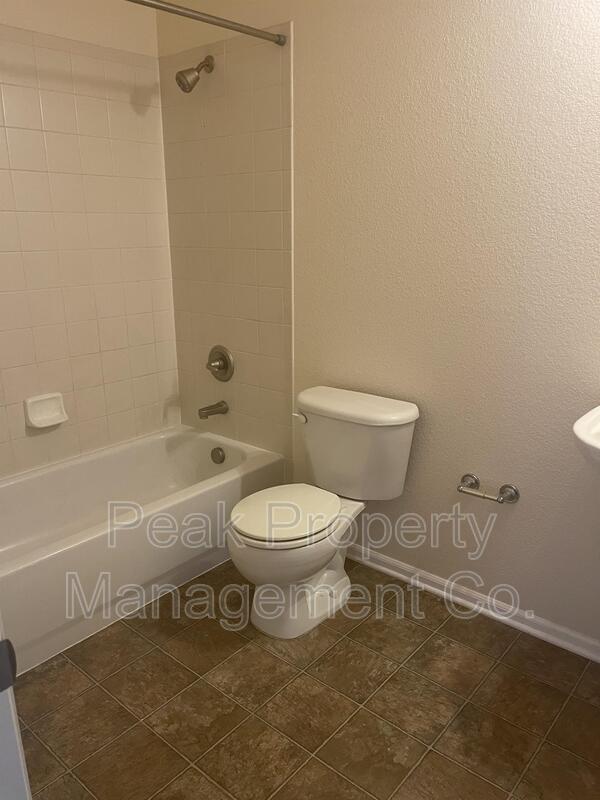 Building Photo - Precision Dr, 3903 Unit F