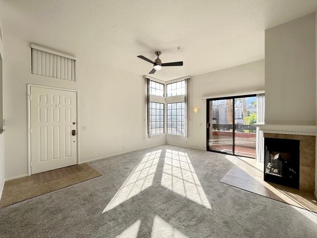 Building Photo - 2601 S Broadmoor Dr