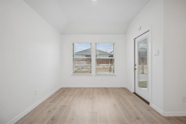 Building Photo - 907 Marigold St