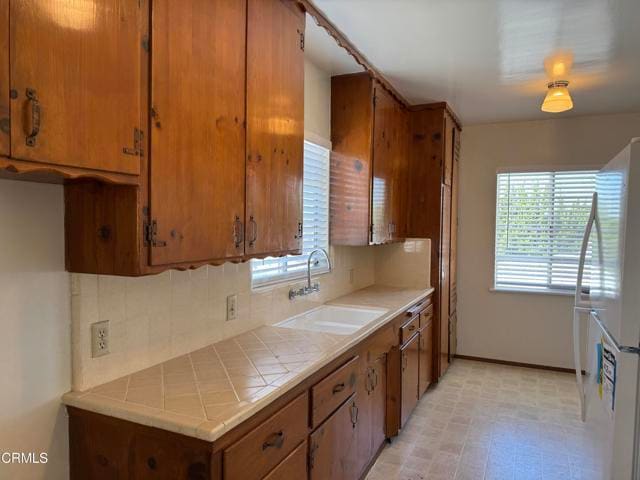 Building Photo - 520 Linwood Ave