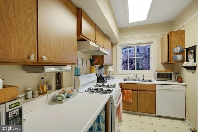 Building Photo - 1629 Fitzgerald Ln