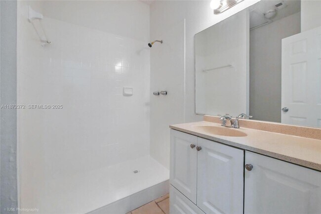 Building Photo - 1941 NW 96th Terrace