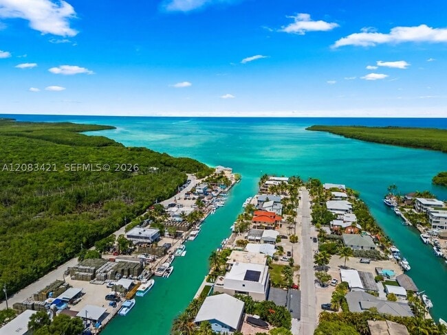 Building Photo - 16 S Exuma Rd