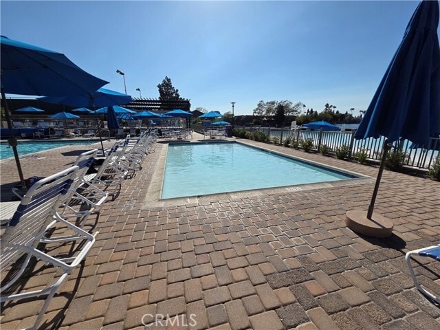 Building Photo - 24776 Glenwood Dr