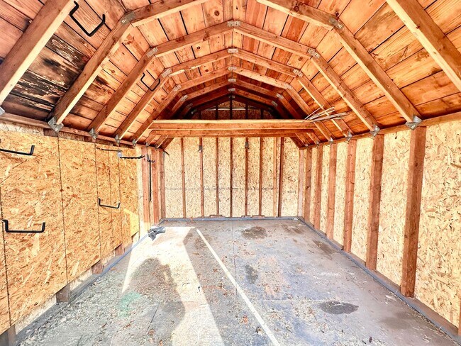 Building Photo - Spacious three bed home in Moore