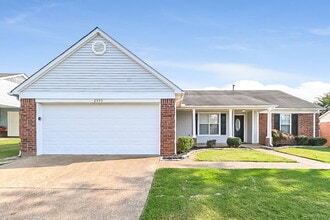 Building Photo - 2595 Bryce Cove