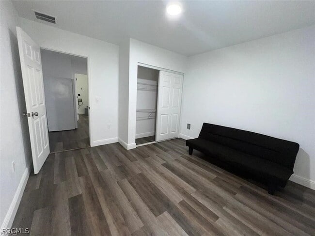 Building Photo - 4180 Sabal Ln