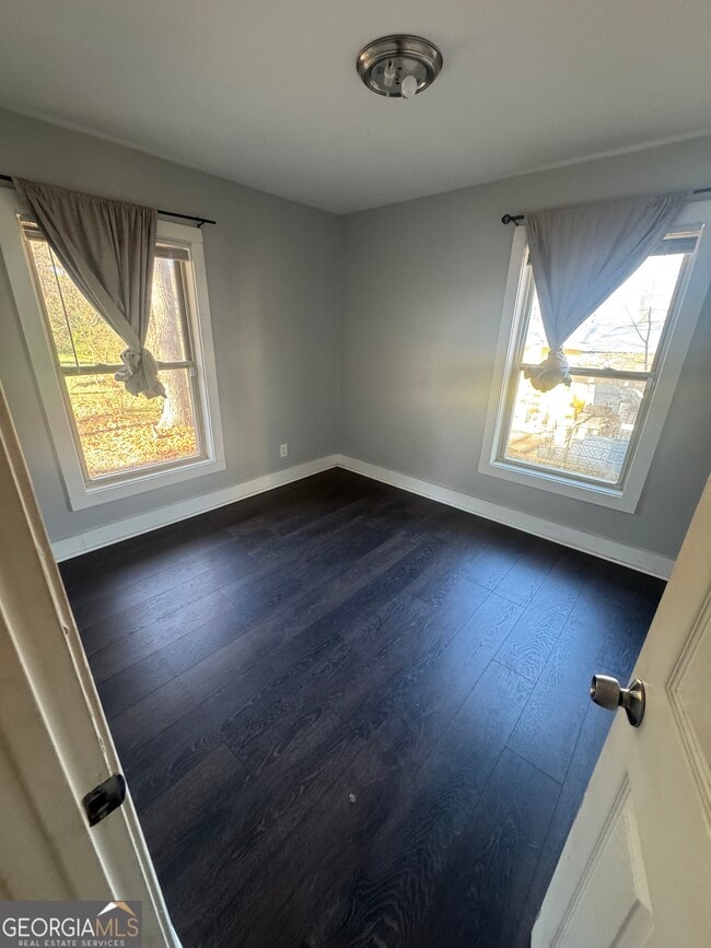 Building Photo - 5205 Heather Ln