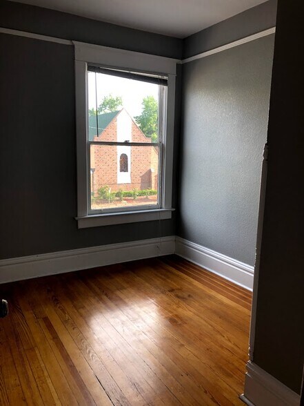 Building Photo - 1515 East 22nd Avenue