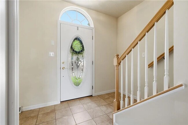 Building Photo - 10565 Cherry Grove Ct