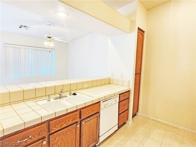 Building Photo - 1770 Pershing Ave