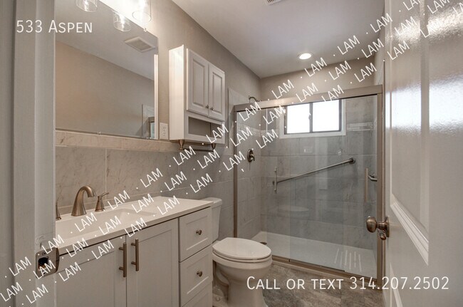 Building Photo - 533 Aspen Dr