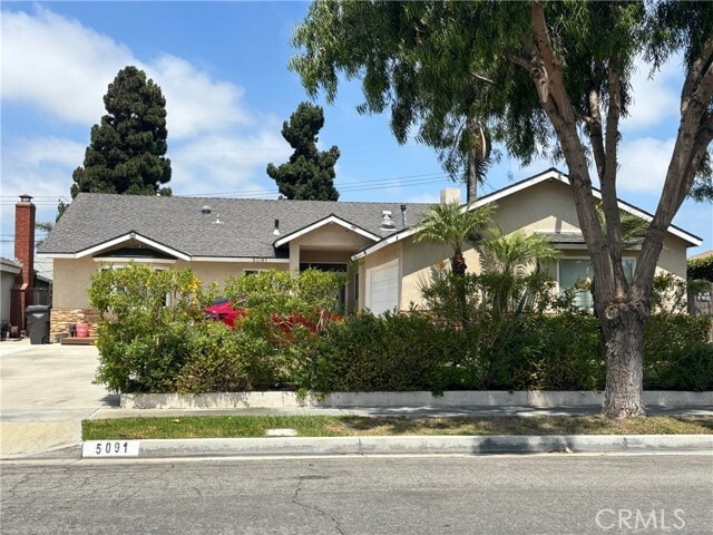 Building Photo - 5091 Robinwood Dr