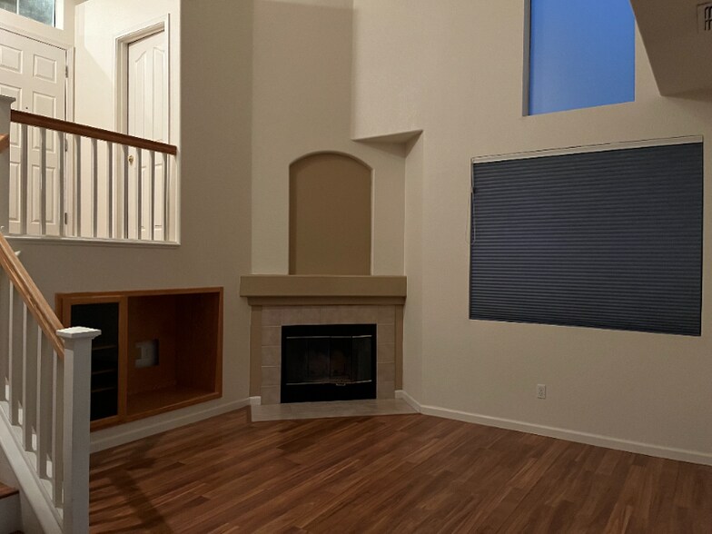 Building Photo - 2828 Babson Dr