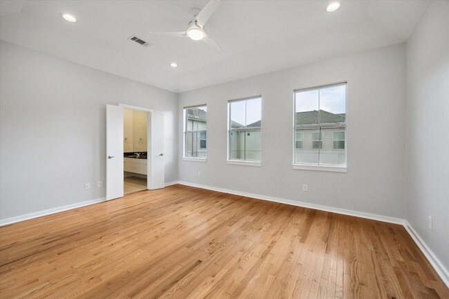 Building Photo - 4333 O'Reilly
