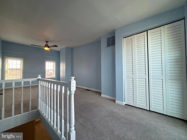 Building Photo - 1218 Riverside Ave