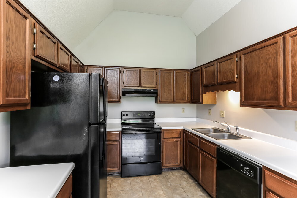 Building Photo - 7850 Deer Cove