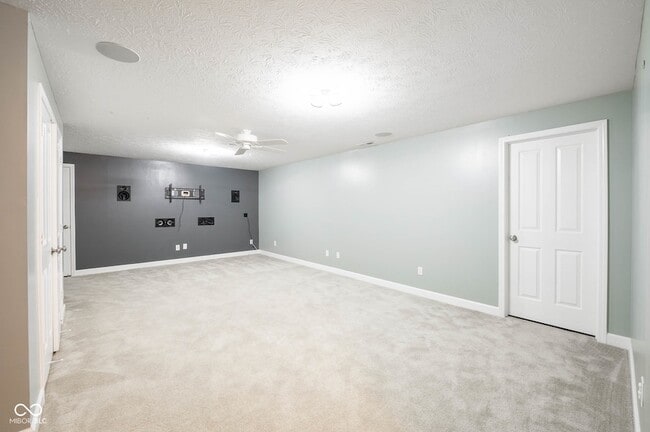 Building Photo - 1325 Brentford Ln
