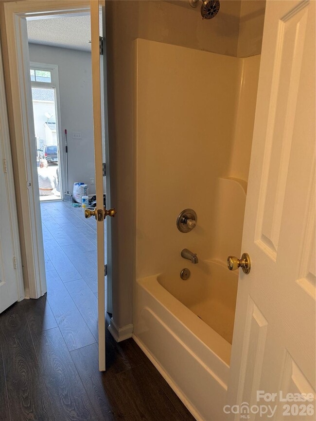 Building Photo - 508 Goldstaff Ln