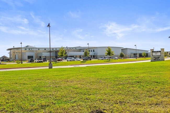 Building Photo - 201 Merrick Rd