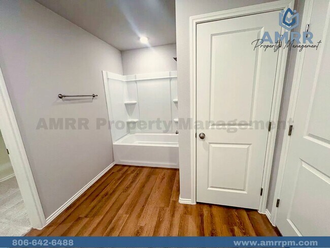 Building Photo - 8340 E County Rd 111