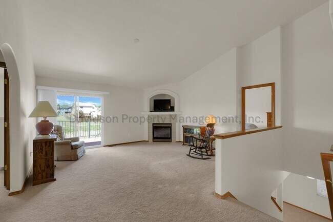 Building Photo - Beautiful 4 Bedroom House in Northeast Colorado Springs