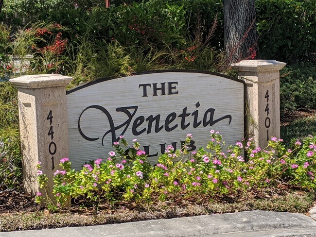 Building Photo - 4437 Corso Venetia Blvd