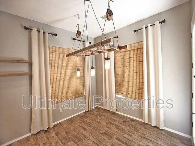 Building Photo - 16178 N 180th Ln