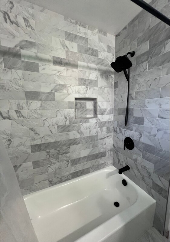 Building Photo - 2233 W 200 N