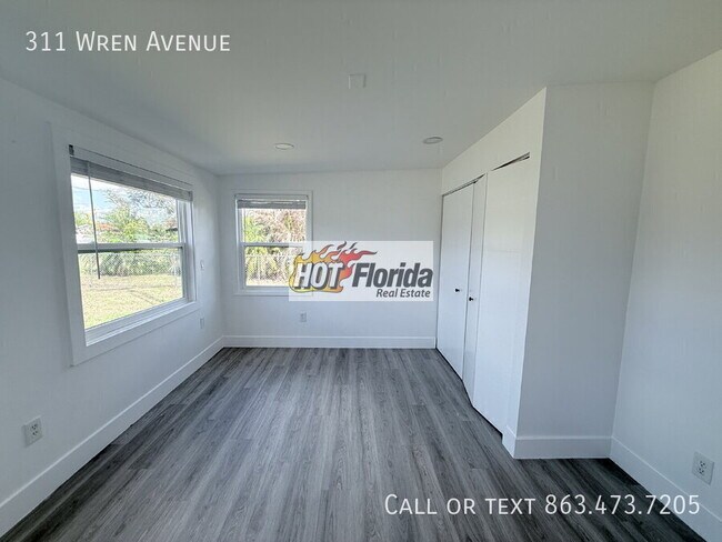 Building Photo - 311 Wren Ave