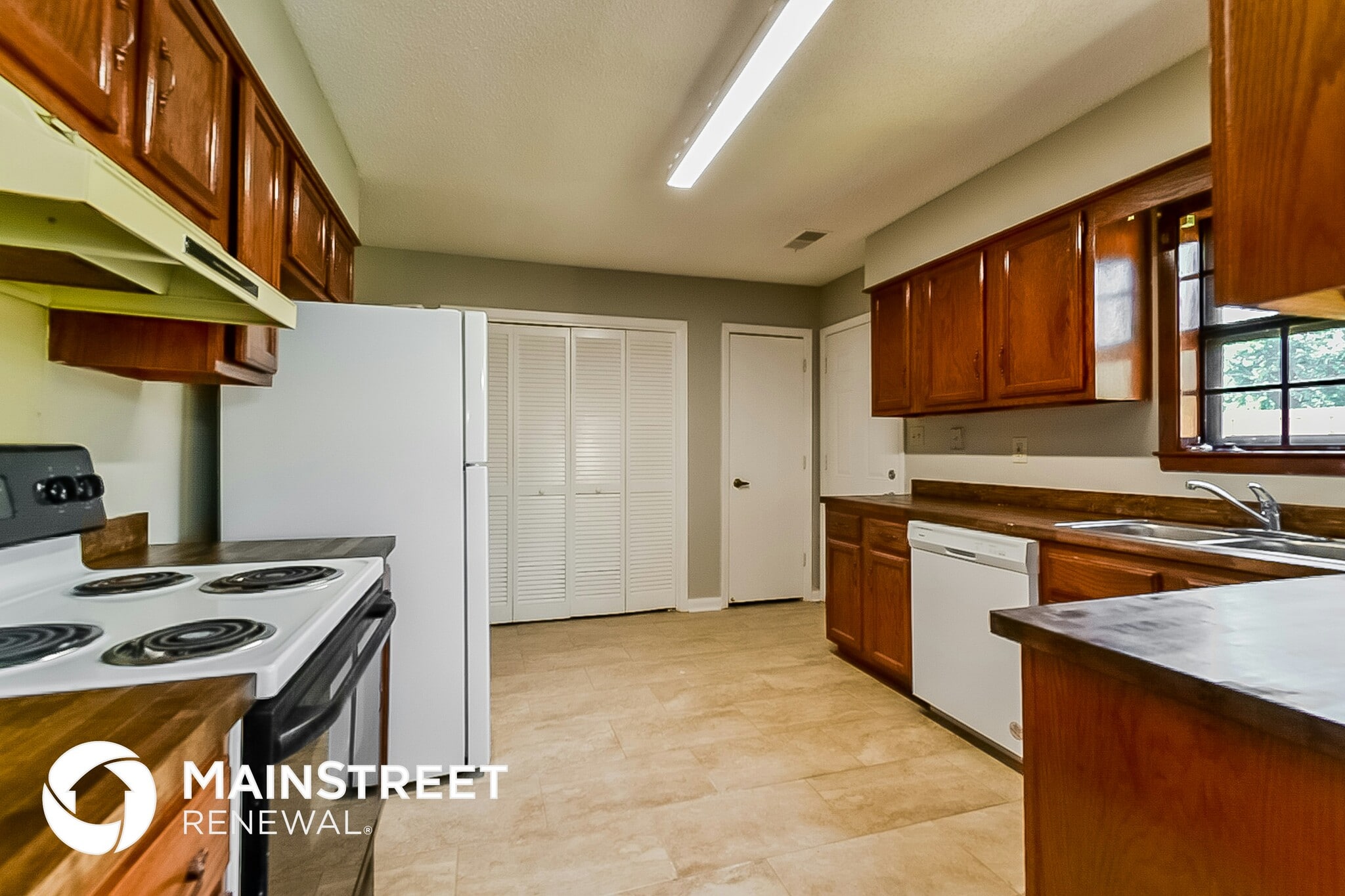 Building Photo - 4176 Runningbrook Cir