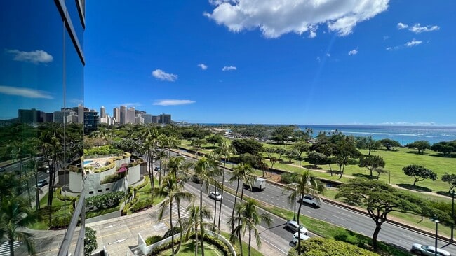 Building Photo - 2-BED/2-BATH AVAILABLE AT NAURU TOWER near Ala Moana!! (HONOLULU)