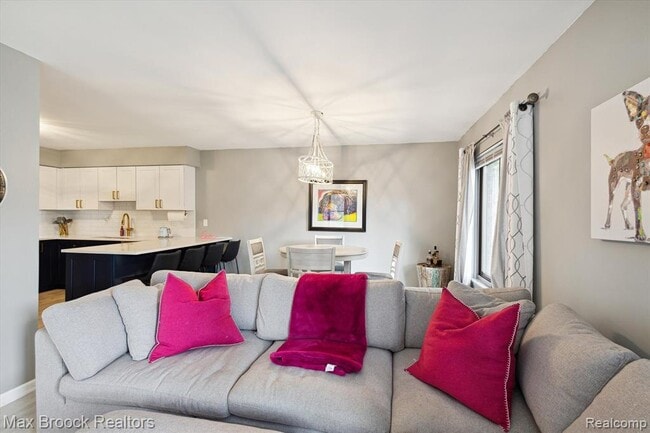 Building Photo - 1131 Indianwood Trail