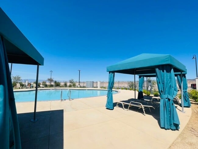 Building Photo - WONDERFUL 2 STORY, UPGRADED HOME IN “INSPIRADA!!!”  COMMUNITY FEATURES!!
