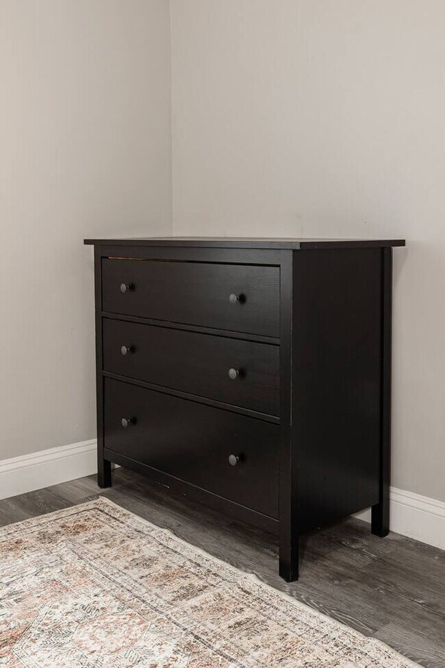 Building Photo - 216 Gilman Ave