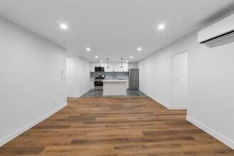 Building Photo - 7013 POLK St