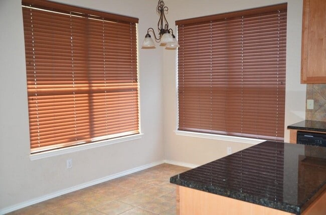 Building Photo - 11201 Dodge Cattle Dr